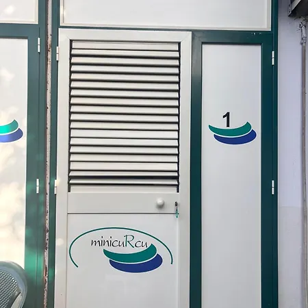 B&B Acireale ベッド・アンド・ブレックファスト